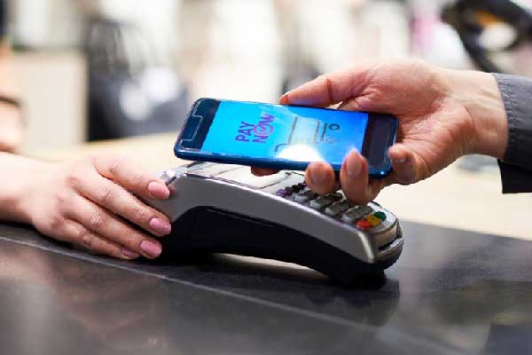 亿万富翁对冲基金经理比尔·阿克曼计划为其在美国上市的封闭式基金筹集50亿美元资金